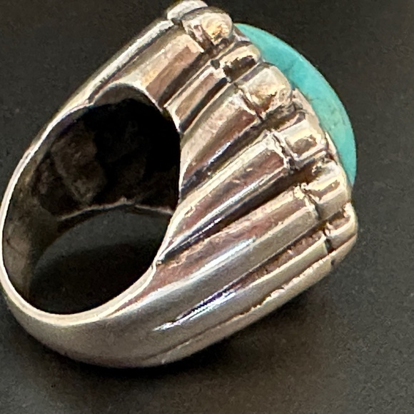 Dian Malouf Turquoise Heart Cocktail Ring - Picture 2 of 8